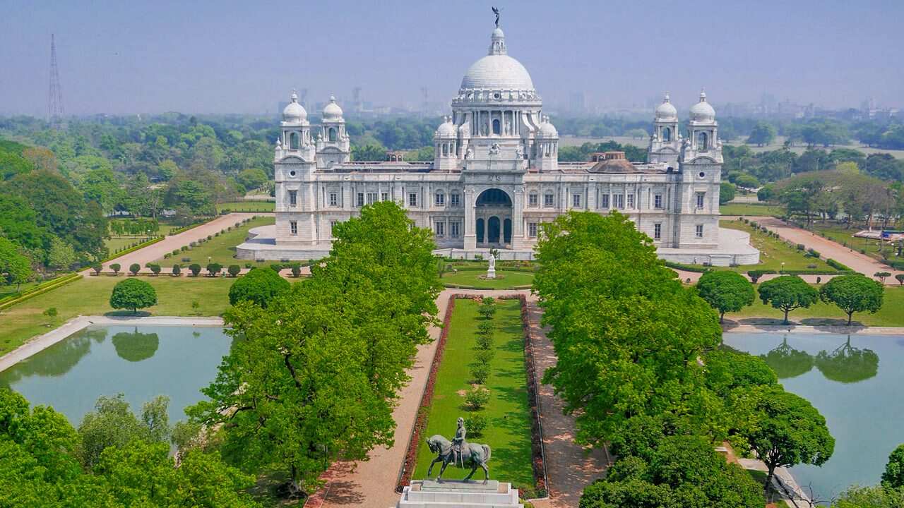 Victoria Memorial - Image 2