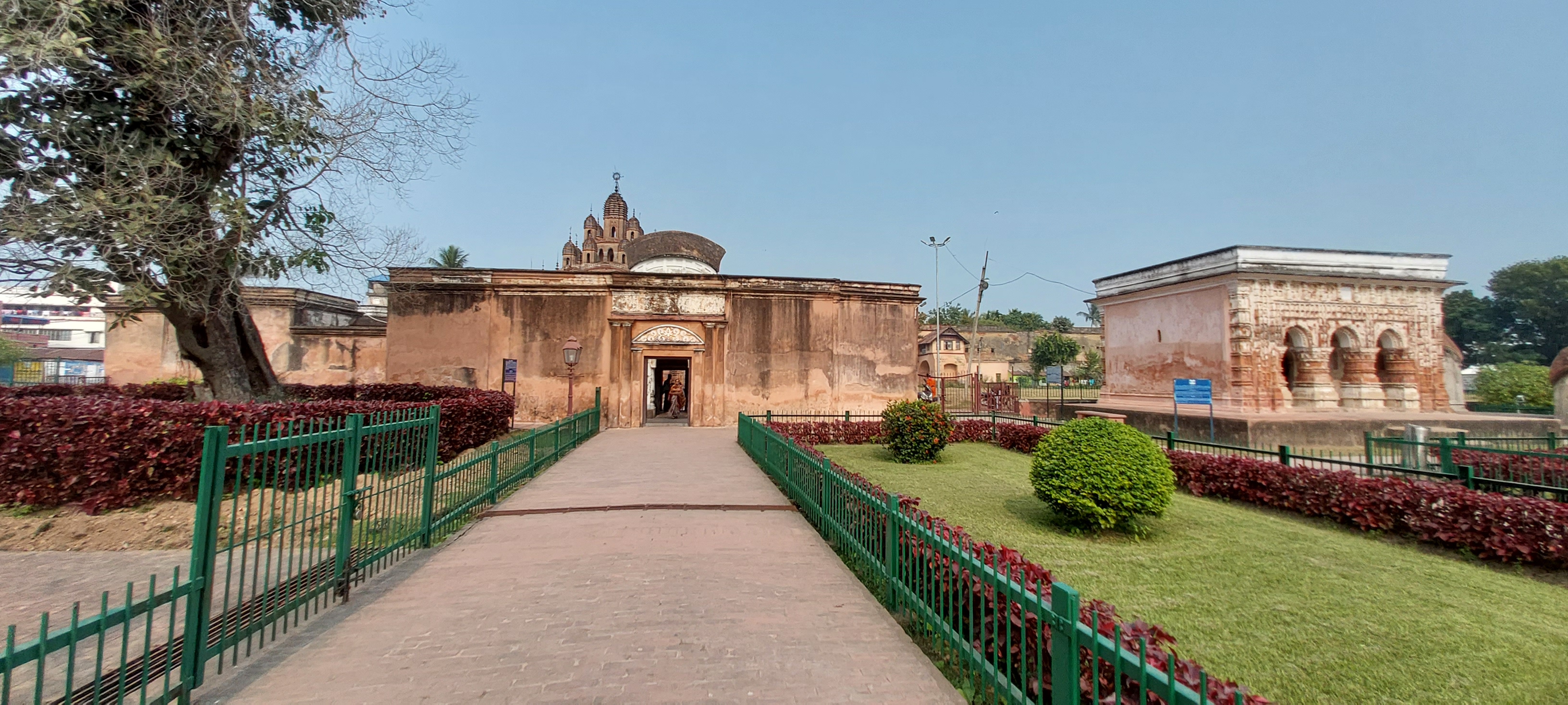 Bardhaman Rajbari - Image 2